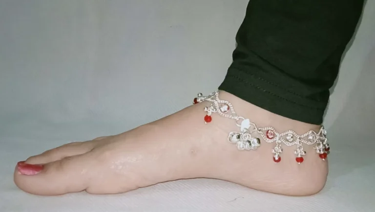 Small Silver Anklet Designs for daily use